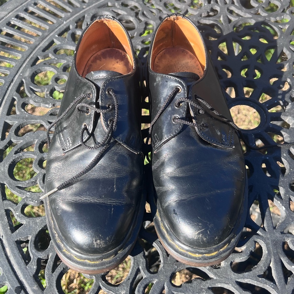 Dr. Martens Doc Martens Gibson Shoe
